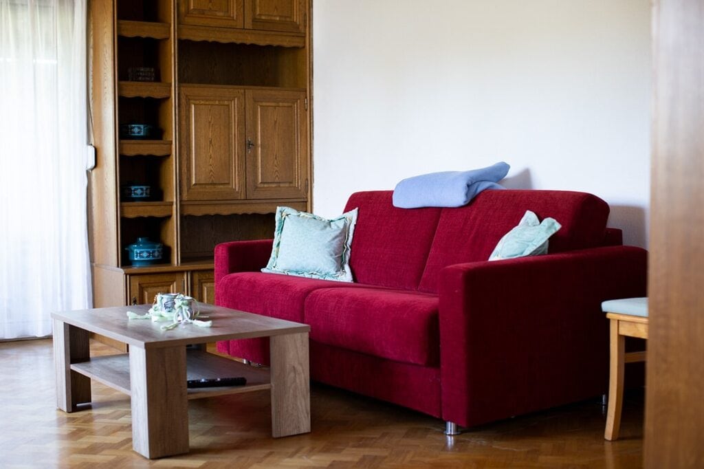 montuerzimmer guenzburg wohnzimm